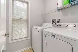 119 Hawthorne Ct, Rockaway Township, NJ 07866 - Photo 19