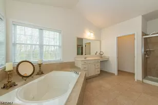 49 Sovereign Dr, Mount Olive, NJ 07836 - Photo 33