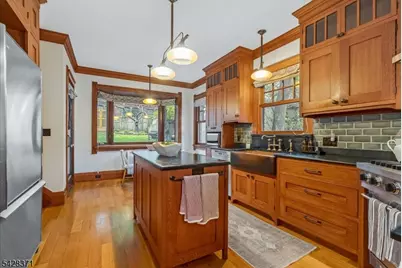7 Prospect Ter, Montclair, NJ 07042 - Photo 5