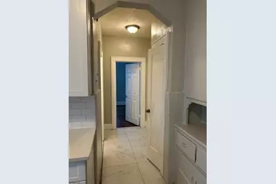 198 Eastern Pkwy, Newark, NJ 07106 - Photo 13