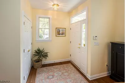 23 Wyckoff Way, Chester, NJ 07930 - Photo 5
