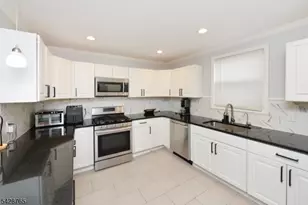 171 Ampere Pkwy, Bloomfield, NJ 07003 - Photo 17