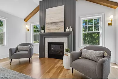 6 Benson Ct, Millburn, NJ 07078 - Photo 25