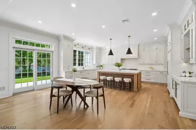 6 Benson Ct, Millburn, NJ 07078 - Photo 11