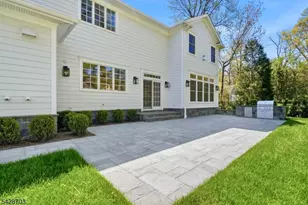 6 Benson Ct, Millburn, NJ 07078 - Photo 43