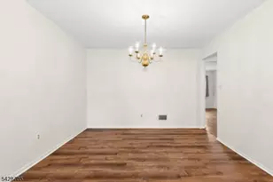 12 Harwich Ct, Scotch Plains Township, NJ 07076 - Photo 9
