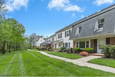 12 Harwich Ct, Scotch Plains Township, NJ 07076 - Photo 1