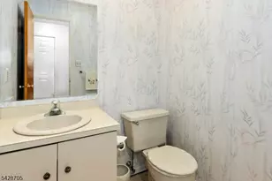 12 Harwich Ct, Scotch Plains Township, NJ 07076 - Photo 25