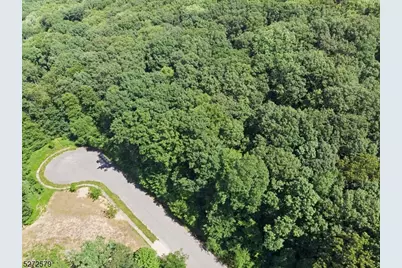 7 Settlers Ridge Ct, Washington Township, NJ 07853 - Photo 17