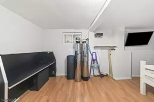14 Dey St, Paterson, NJ 07503 - Photo 33