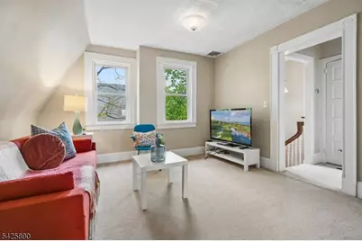 378 Park St, Montclair, NJ 07043 - Photo 35