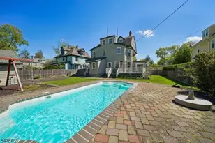 215 Inwood Ave, Montclair, NJ 07043 - Photo 45