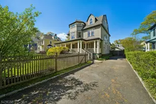 215 Inwood Ave, Montclair, NJ 07043 - Photo 49