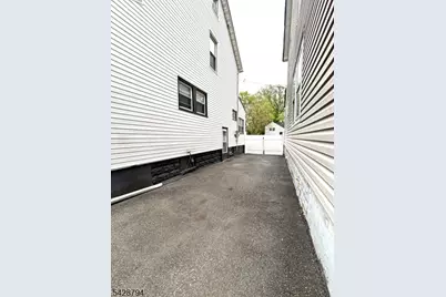 104 W 18th St, Linden, NJ 07036 - Photo 35