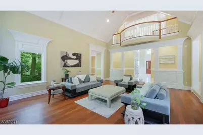 115 Old Somerset Rd, Watchung, NJ 07069 - Photo 13