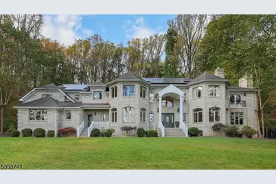 115 Old Somerset Rd, Watchung, NJ 07069 - Photo 1