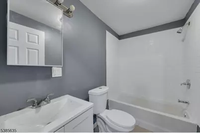513 Sanford Ave, Newark, NJ 07106 - Photo 15