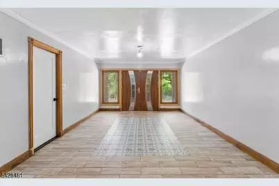 396 Berkshire Valley Rd, Jefferson Township, NJ 07885 - Photo 15