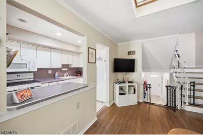 15 Dena Dr, Wanaque, NJ 07465 - Photo 17