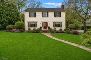 36 Cambridge Dr, Millburn Twp., NJ 07078 - Photo 1
