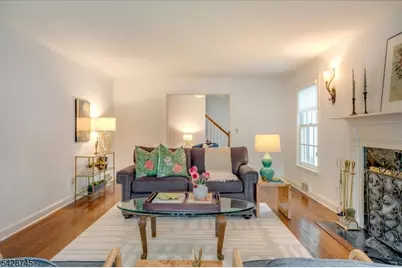 36 Cambridge Drive, Millburn Twp., NJ 07078 - Photo 9