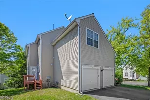 31 Winding Hill Dr, Mount Olive, NJ 07840 - Photo 3