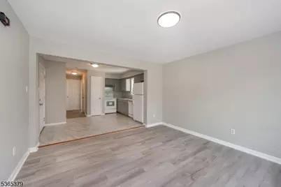294 Paxton St, Paterson, NJ 07503 - Photo 5