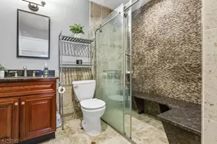 326 Prospect Ave, Hackensack, NJ 07601 - Photo 23