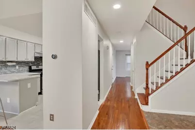 111 Castleton Rd, Montgomery Township, NJ 08540 - Photo 5