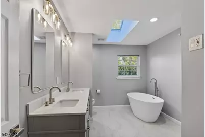 111 Castleton Rd, Montgomery Township, NJ 08540 - Photo 11