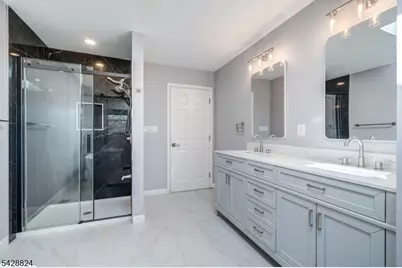 111 Castleton Rd, Montgomery Township, NJ 08540 - Photo 13