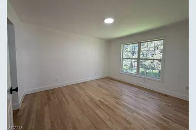 330 Winthrop Dr Unit #303, Nutley, NJ 07110 - Photo 13