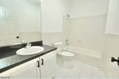 330 Winthrop Dr #303, Nutley, NJ 07110 - Photo 27