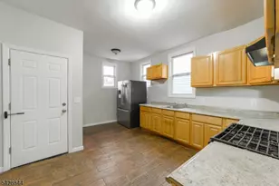 874 S 16th St, Newark, NJ 07108 - Photo 5