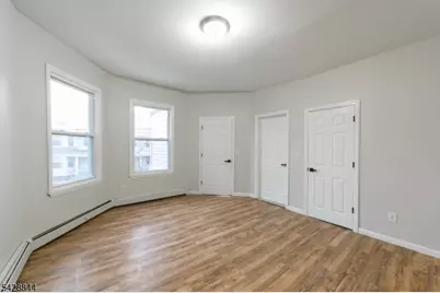 874 S 16th St, Newark, NJ 07108 - Photo 11
