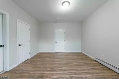 874 S 16th St, Newark, NJ 07108 - Photo 15