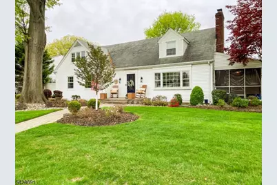 608 E Hendricks Blvd, South Plainfield, NJ 07080 - Photo 3