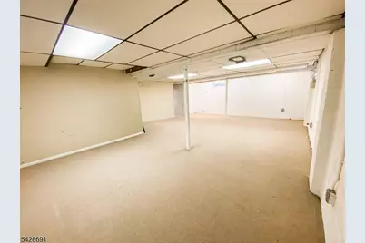 608 E Hendricks Blvd, South Plainfield, NJ 07080 - Photo 35