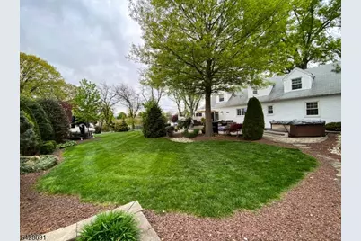 608 E Hendricks Blvd, South Plainfield, NJ 07080 - Photo 45