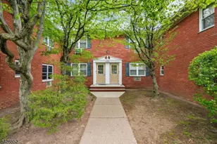 1152 Valley Rd, Wayne, NJ 07470 - Photo 15