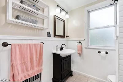 38 Hazel Ave, West Orange Township, NJ 07052 - Photo 25
