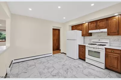 97 Sipp Ave #1, Clifton, NJ 07013 - Photo 13