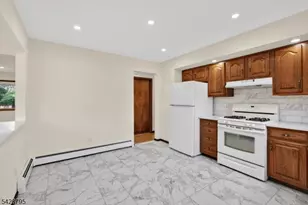 97 Sipp Ave, Clifton, NJ 07013 - Photo 13