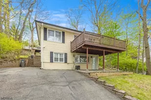 622 Succasunna Rd, Mount Arlington, NJ 07850 - Photo 3