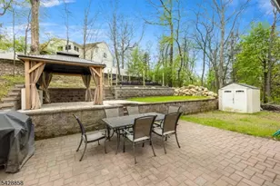 622 Succasunna Rd, Mount Arlington, NJ 07850 - Photo 31