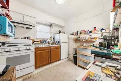 528 Spring St #3, Elizabeth, NJ 07201 - Photo 5