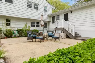 1075 Charles St, Mountainside, NJ 07092 - Photo 27