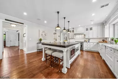 4 Canfield Ter, Morris Township, NJ 07960 - Photo 11