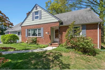 246 4th St, Dunellen, NJ 08812 - Photo 3
