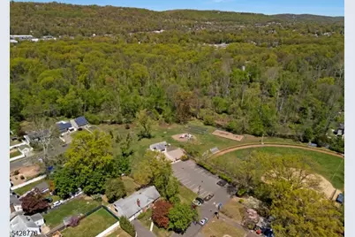 246 4th St, Dunellen, NJ 08812 - Photo 29